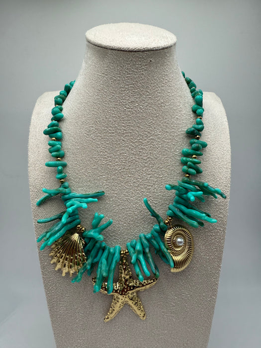 Collana corallo e pendenti