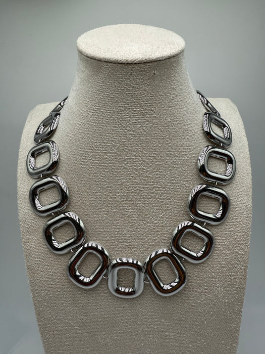 Collana quadrato